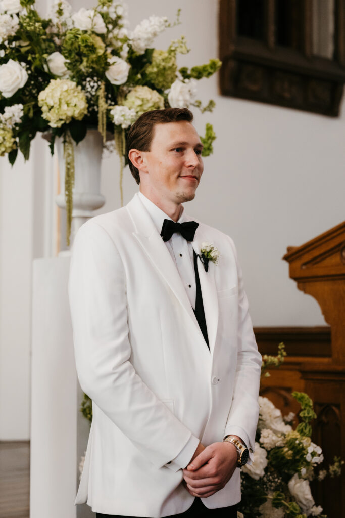 groom reaction