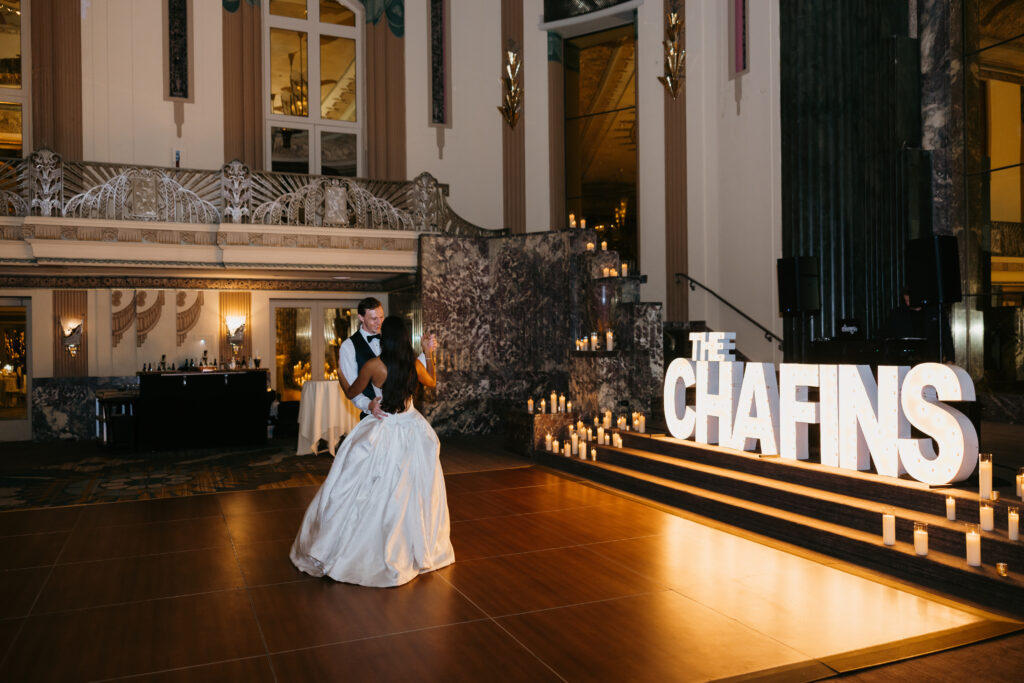 bride and groom first dance